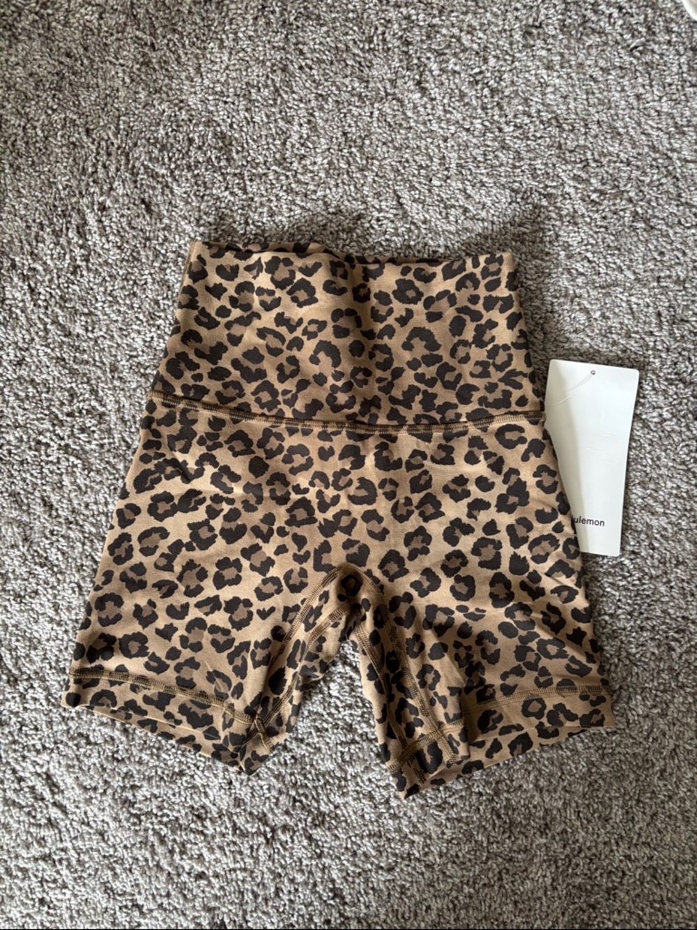 Lululemon Align No Line HR Short 6”- Leopard **Sold out in stores**